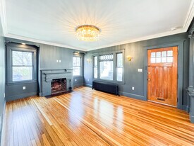 271 Atlantic St in Quincy, MA - Building Photo