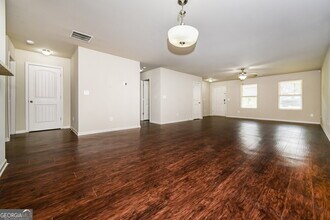 110 Rockingham Dr in Covington, GA - Building Photo - Building Photo