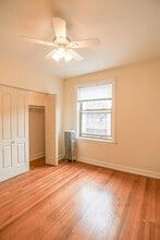 2221 W Farwell Ave, Unit 1 in Chicago, IL - Building Photo - Building Photo