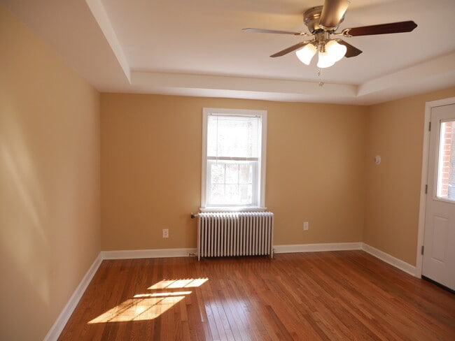812 Greenwood Cir in Takoma Park, MD - Building Photo - Building Photo