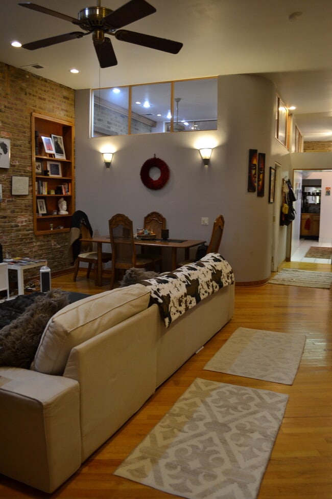 property at 1232 N Cleaver St