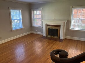 7808 Delmar Blvd, Unit 7808 in University City, MO - Foto de edificio - Building Photo