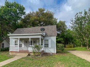 616 N 35th St in Waco, TX - Building Photo - Building Photo