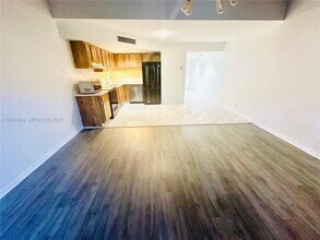 33 Deer Creek Rd in Deerfield Beach, FL - Building Photo - Building Photo