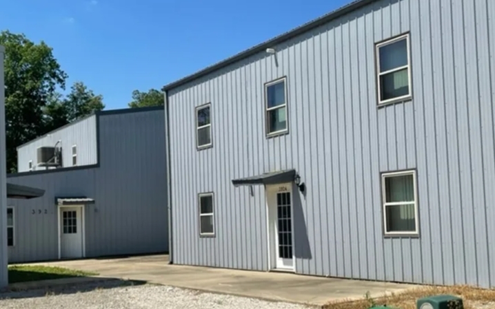 Elmdale Apartments in Olney, IL - Foto de edificio