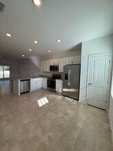 7237 Sabal Ter in Jacksonville, FL - Building Photo - Building Photo