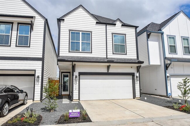 8432 Berry Brush Ln in Houston, TX - Building Photo - Building Photo