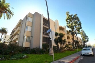 5th Street Apartments- Luxurious Bedrooms with Covered Parking! Call Now! in Los Angeles, CA - Foto de edificio - Interior Photo