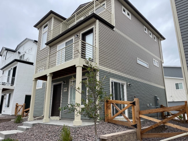property at 5748 Thurless Ln