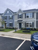 532 Destination Way in Sandston, VA - Building Photo