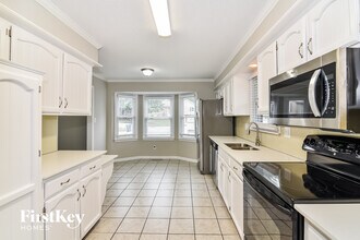 229 SE Brownfield Dr in Lee's Summit, MO - Building Photo - Building Photo