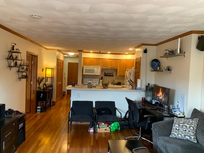 property at 265 Newbury St
