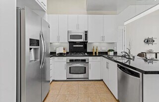 1050 Island Ave in San Diego, CA - Building Photo