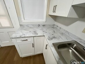 17 Park Pl in Naugatuck, CT - Building Photo - Building Photo