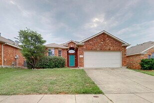 9533 Willow Branch Way in Crowley, TX - Building Photo