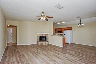 6366 Twilight Cir in Fort Worth, TX - Building Photo - Building Photo