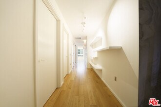 1155 S Grand Ave in Los Angeles, CA - Foto de edificio - Building Photo