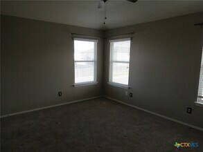 5100 Lions Gate Ln in Killeen, TX - Foto de edificio - Building Photo