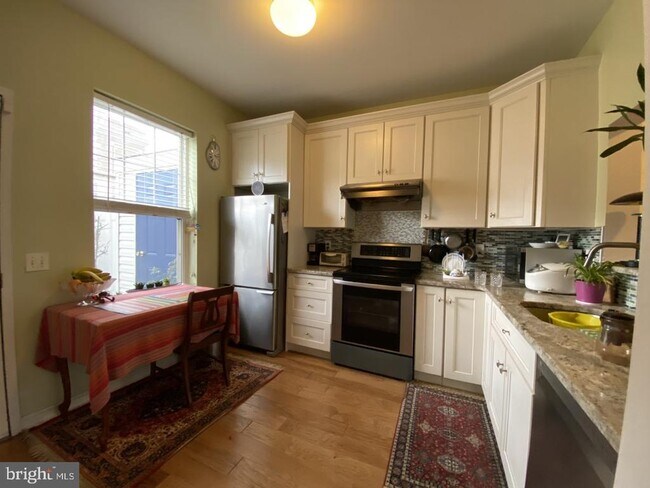 1213 Clymer St in Philadelphia, PA - Building Photo - Building Photo