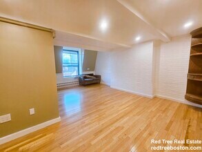 113 Beacon St, Unit 6R in Boston, MA - Foto de edificio - Building Photo