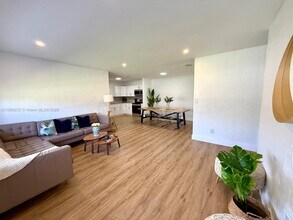 11462 SW 225th St in Miami, FL - Building Photo - Building Photo