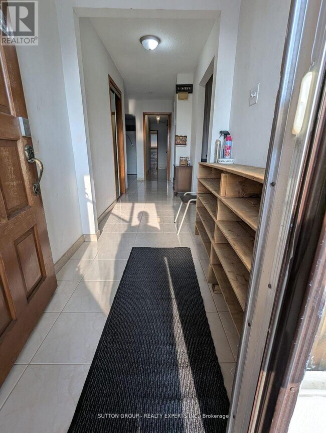 3 Holyoake Crescent in Toronto, ON - Building Photo - Building Photo