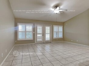 804 Berry Bramble Dr in Brandon, FL - Building Photo - Building Photo