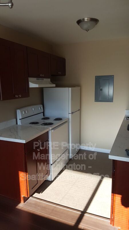 2215 California Ave SW in Seattle, WA - Building Photo - Building Photo