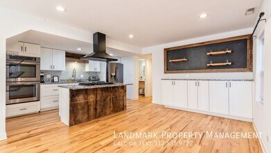 2038 W 21st St in Chicago, IL - Building Photo - Building Photo