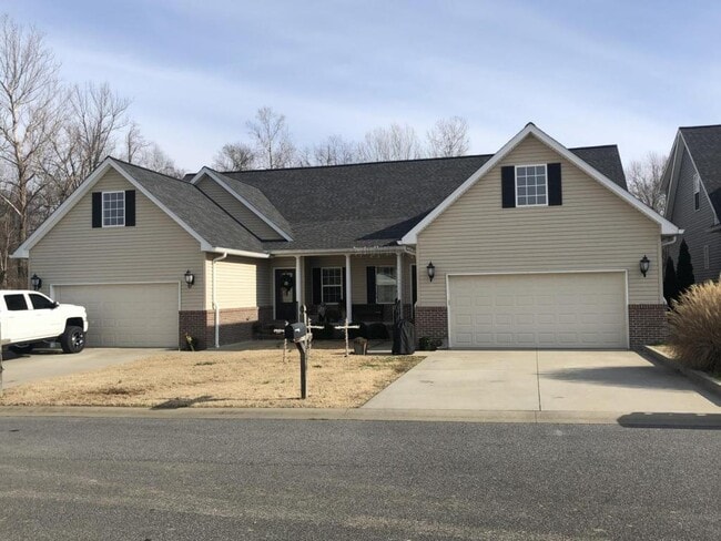 property at 5172 Ogilvie Ave