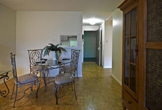 1439 Commonwealth Ave, Unit 216 in Boston, MA - Building Photo - Building Photo