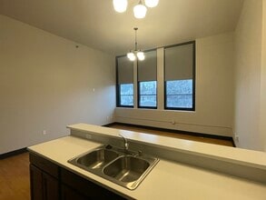 317 Market St in Winona, MN - Building Photo - Building Photo