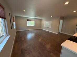 1368 Lillian Ave, Unit ADU For Rent in Sunnyvale, CA - Building Photo - Building Photo