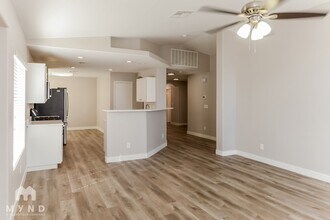 4958 Glowing Garnet St in North Las Vegas, NV - Building Photo - Building Photo