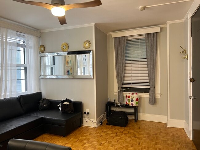 21 Beacon St, Unit 5N in Boston, MA - Building Photo - Building Photo