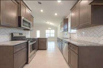 13308 Diamond Reef Ln in La Marque, TX - Building Photo - Building Photo