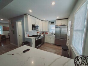 27 Winter St in Stamford, CT - Building Photo - Building Photo