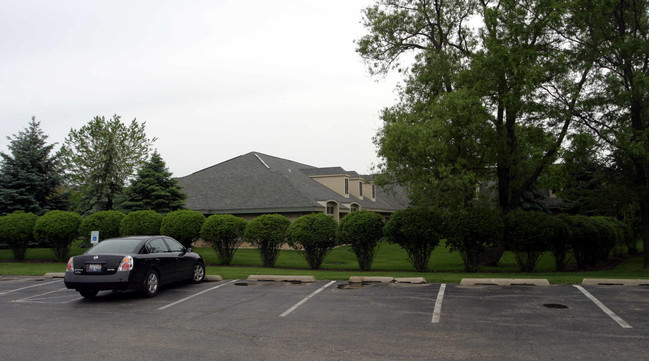 Barrington Horizon Senior Living Community in Barrington, IL - Building Photo - Building Photo