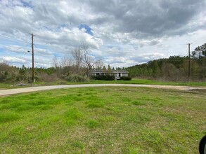 Pride Estates Mobile Home Park in Americus, GA - Building Photo - Building Photo