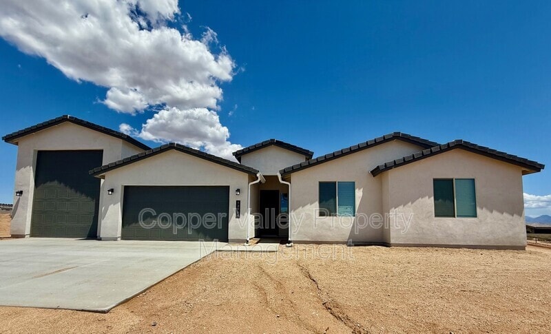 13954 E Baker Dr in Scottsdale, AZ - Building Photo