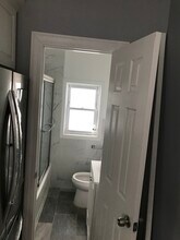 345 Kaplan Ave, Unit Second Floor Unit in Hackensack, NJ - Building Photo - Building Photo