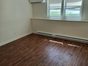 8 Renarl Ave in Pembroke, NH - Building Photo - Building Photo