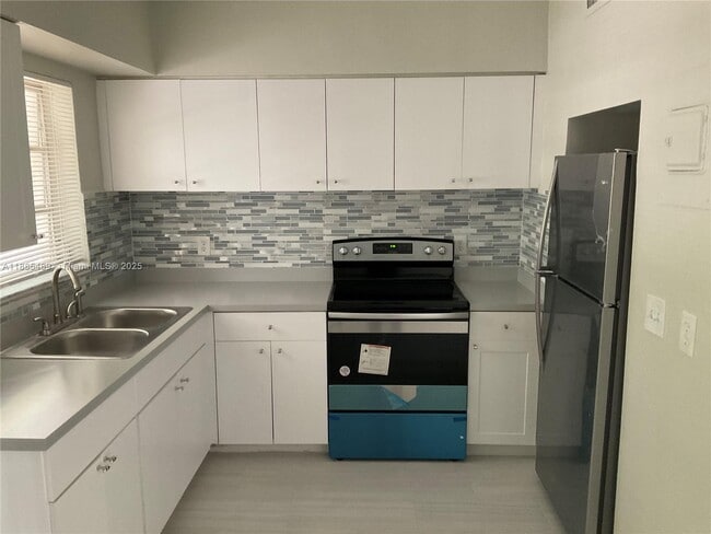 property at 510 SE 9th St