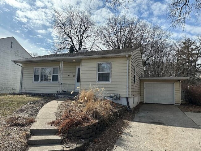 property at 711 Beach Ave