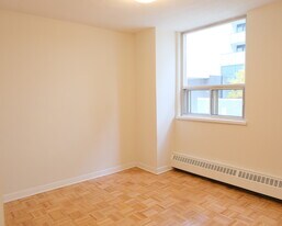 The Belvedere in Toronto, ON - Building Photo