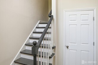 27 Forest Dr in Piscataway, NJ - Building Photo - Building Photo
