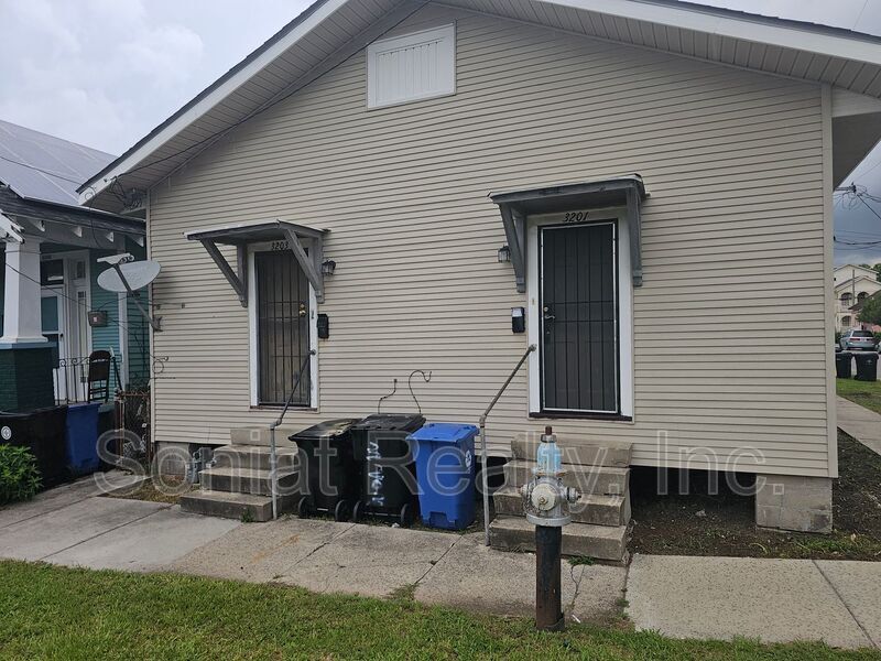 3201 Lafitte Ave in New Orleans, LA - Building Photo