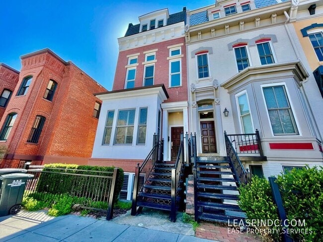 property at 1004 N St NW