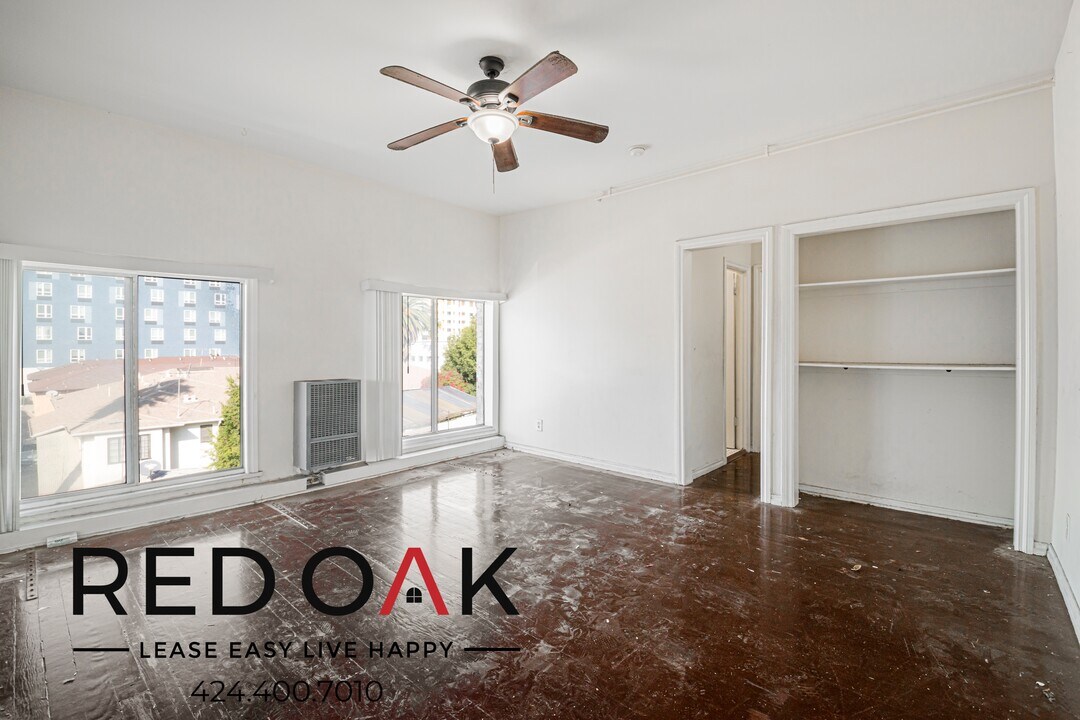 835 S Oxford Ave in Los Angeles, CA - Building Photo