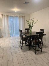 1041 SE 23rd Terrace in Homestead, FL - Building Photo - Building Photo